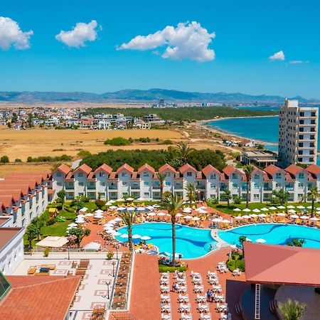 Salamis Bay Conti Resort Hotel & Casino Gazimağusa Dış mekan fotoğraf A view of the hotel