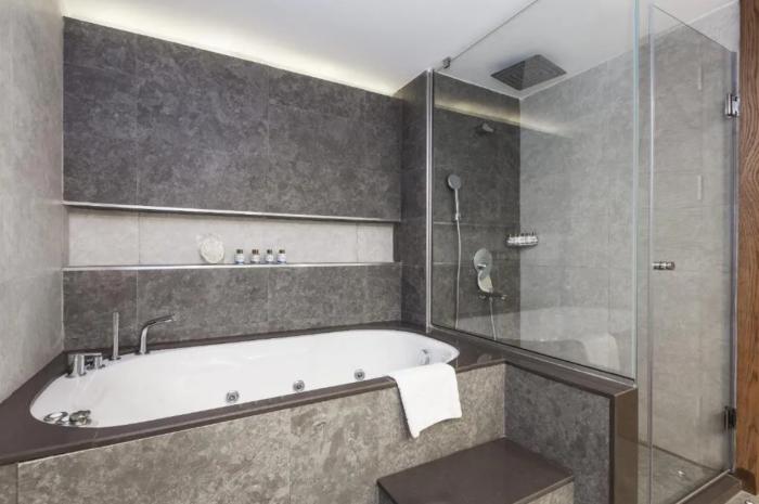 Salamis Bay Conti Resort Hotel & Casino Gazimağusa Oda fotoğraf Bathroom