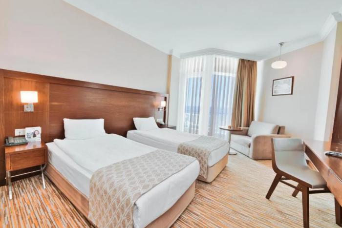 Salamis Bay Conti Resort Hotel & Casino Gazimağusa Oda fotoğraf A room at the hotel