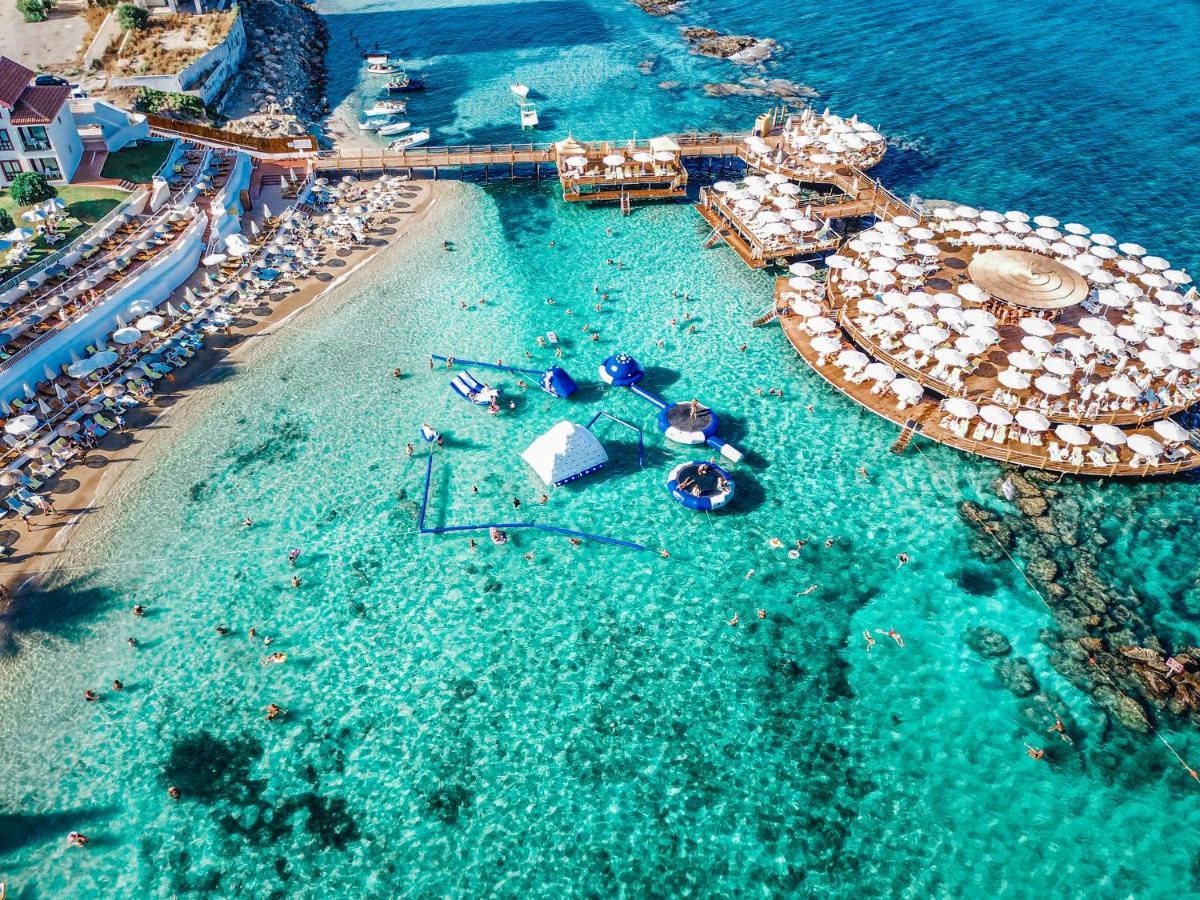 Salamis Bay Conti Resort Hotel & Casino Gazimağusa Dış mekan fotoğraf Aerial view of the beach